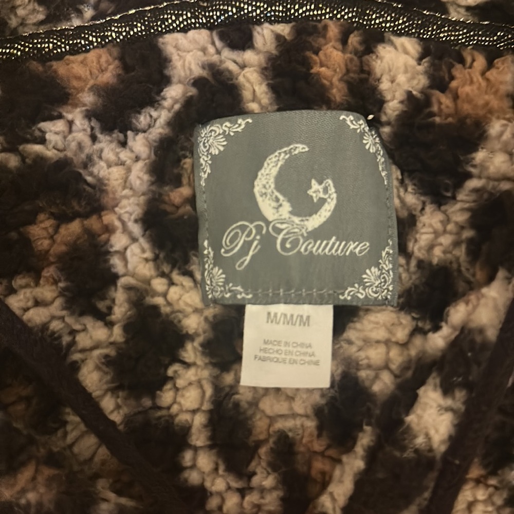 Sweatshirt - Picture 2 of 4